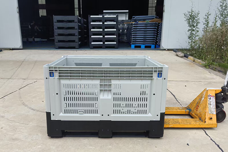 1210810-Folding-Pallet-Box-11