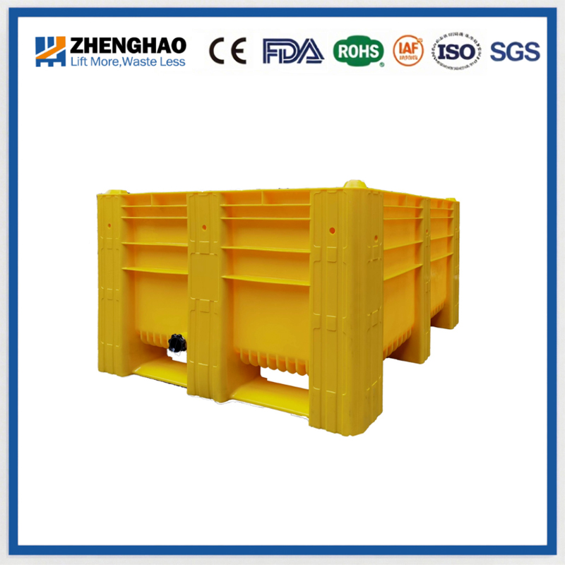 4-Way-Solid-Plastic-Pallet-Box-With-Lid-1200x1000-1